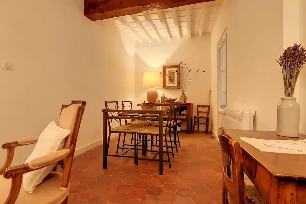 Ferienwohnung Le Limas - Charme - Wifi - Patio - Rdc Avignon Frankreich