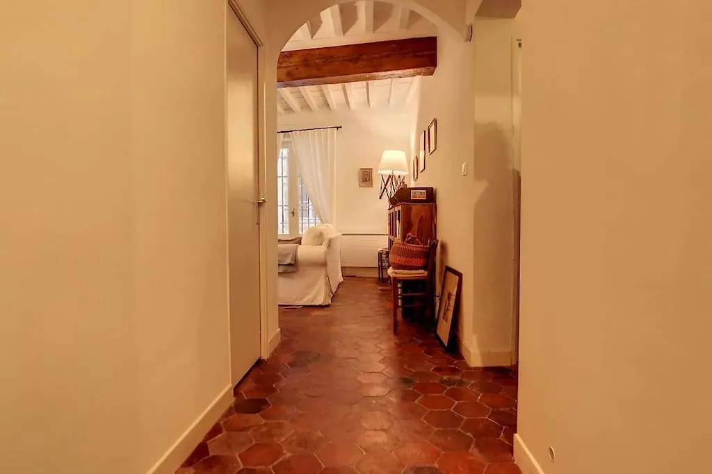 Apartment Ferienwohnung Le Limas - Charme - Wifi - Patio - Rdc Avignon