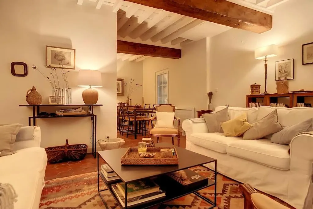 Ferienwohnung Le Limas - Charme - Wifi - Patio - Rdc Avignon
